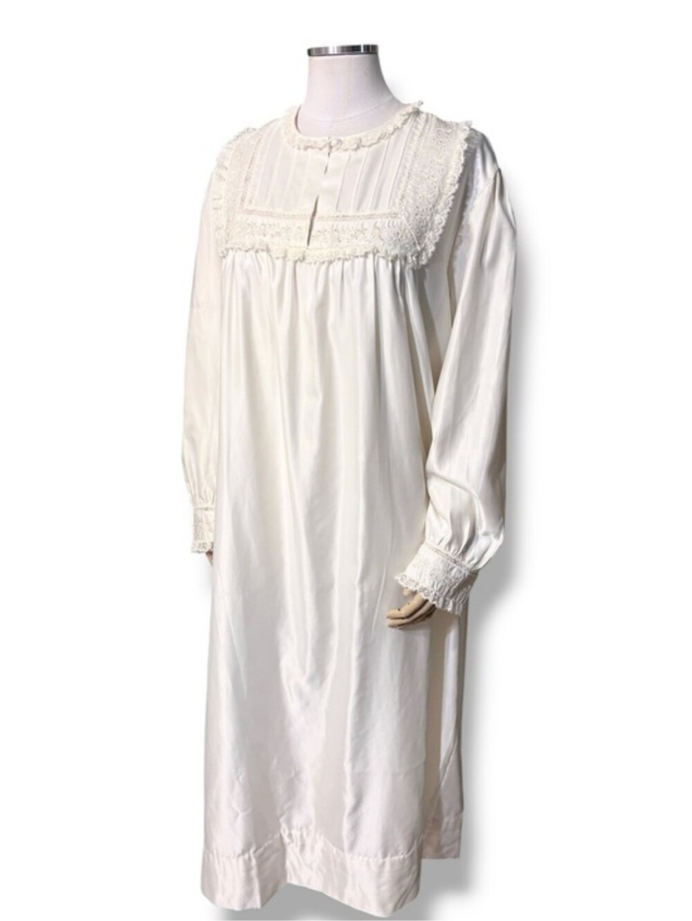 BARBIZON Cuddleskins Ivory Brushed Back Satin Nightgown VINTAGE 1980s NEW